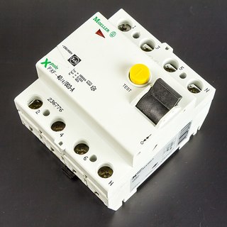 Interruptor diferencial. Protege a las personas de descargas eléctricas.