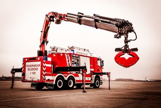 _images/mecan-camion-grua-bomberos-tb.jpg